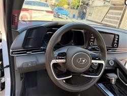 هیۆندای ئەلەنترا